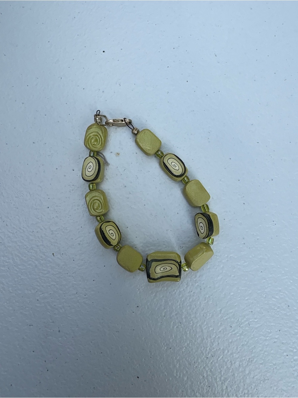 Green Swirl Bead Bracelet - Women Jewelry